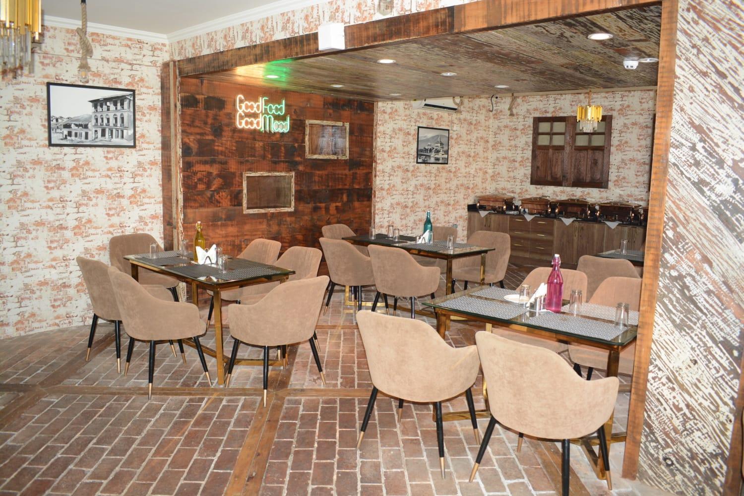 Hotel Green Rooms, Vintage Luxury Near Dal Lake Срінагар Екстер'єр фото